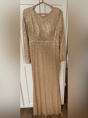 Missord Gold Sequin Backless Mermaid Maxi Gown XL NWT, never worn